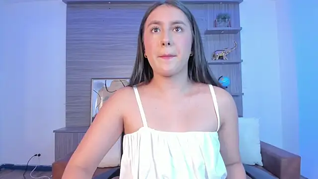 paulina sweett  online show from 03.15.25