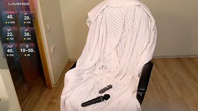 CuteYukiKun online show from 10.11.25