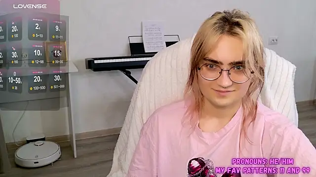 CuteYukiKun online show from 11.02.25