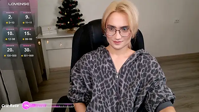 CuteYukiKun online show from 12.04.25