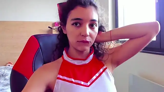 uniquerossie online show from 10.31.25