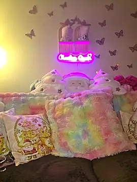 Chachou000 online show from 12.13.25