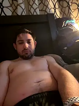 Snapshot of caliguy37 chatting on 12.04.24 caliguy37 online show from 12.04.24