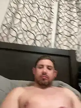 Snapshot of caliguy37 chatting on 12.06.24 caliguy37 online show from 12.06.24