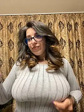 NadiraNoor online show from 05.15.26