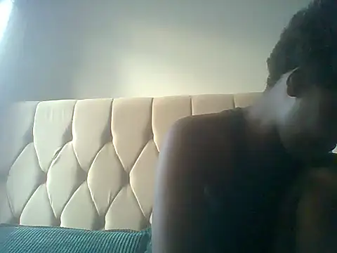 Snapshot of Creamy_Hotpussy25 chatting on 02.21.26 Creamy Hotpussy25 online show from 02.21.26