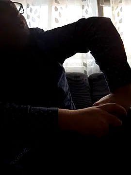 Javier bear online show from 11.11.25