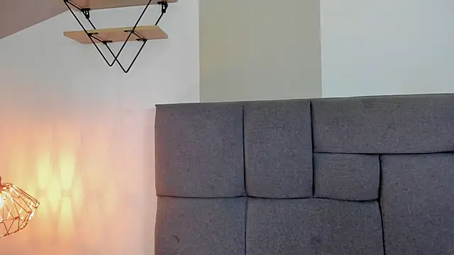 Snapshot of mailin18 chatting on 02.19.25 mailin18 online show from 02.19.25