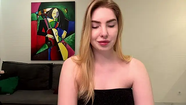 DannaCelisss online show from 12.21.24