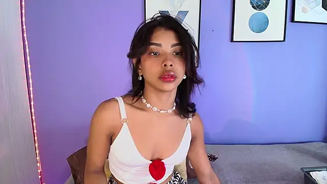 Snapshot of cinnamon_kyla chatting on 02.23.25 cinnamon kyla online show from 02.23.25