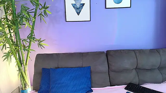 Snapshot of cinnamon_kyla chatting on 03.02.25 cinnamon kyla online show from 03.02.25