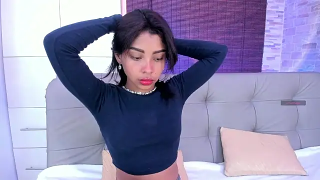 Snapshot of cinnamon_kyla chatting on 03.03.25 cinnamon kyla online show from 03.03.25