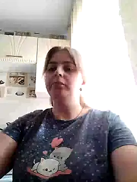 Snapshot of Lady_nice_cat chatting on 02.22.25 Lady nice cat online show from 02.22.25