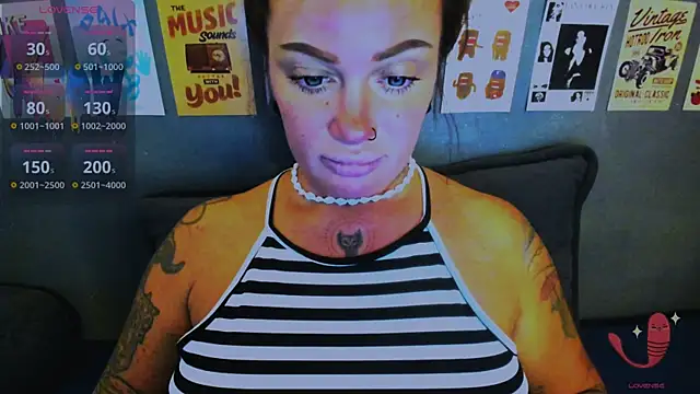 EllieOz online show from 04.29.26