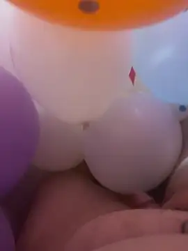 Snapshot of balloonboy67 chatting on 07.17.26 balloonboy67 online show from 07.17.26