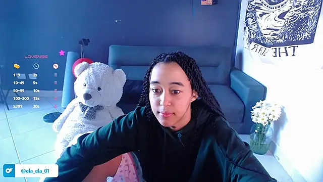 Snapshot of ela_0 chatting on 01.10.25 ela 0 online show from 01.10.25