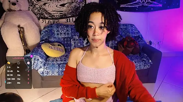 Snapshot of ela_0 chatting on 02.14.25 ela 0 online show from 02.14.25