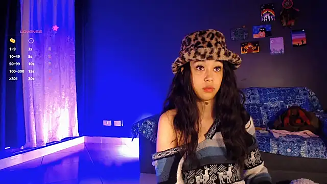 Snapshot of ela_0 chatting on 02.21.25 ela 0 online show from 02.21.25