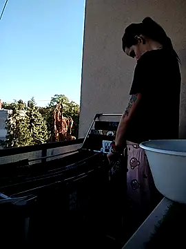 LauraBaby online show from 09.19.25