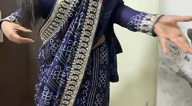 Snapshot of julie_08 chatting on 12.10.24 julie 08 online show from 12.10.24