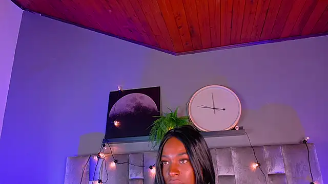 nahomi campbell online show from 10.23.25