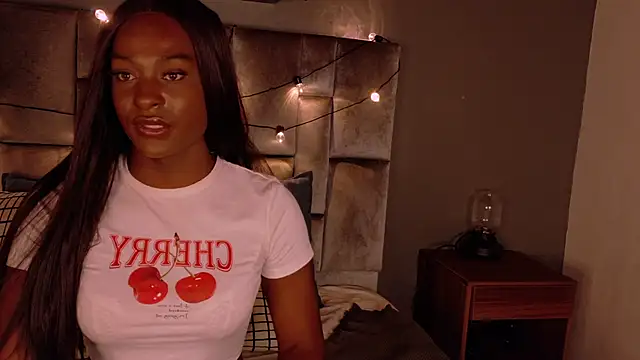 nahomi campbell online show from 03.10.26