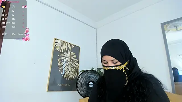 Snapshot of Amina_hafsa chatting on 06.19.26 Amina hafsa online show from 06.19.26