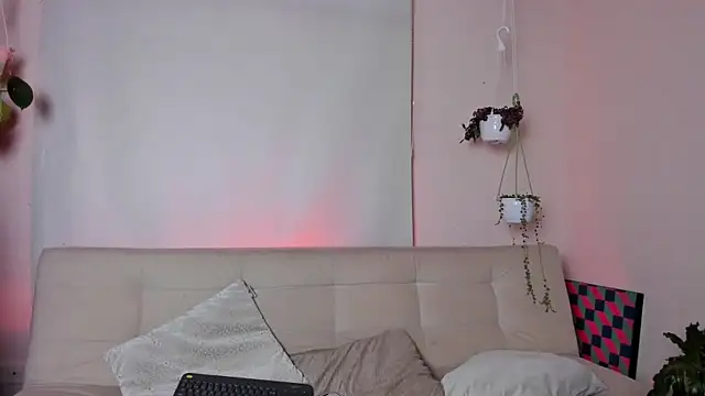 Snapshot of roselinedior chatting on 01.30.25 roselinedior online show from 01.30.25