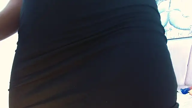 VeronicaRobles online show from 12.24.24