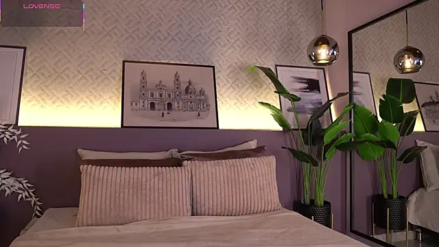 ElleDiane online show from 04.20.26