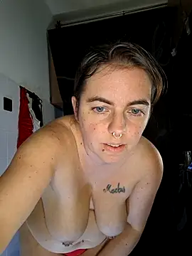 Jassiundich2 online show from 11.30.25