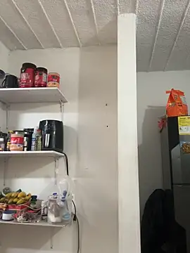 emmyjhonson07 online show from 04.14.26