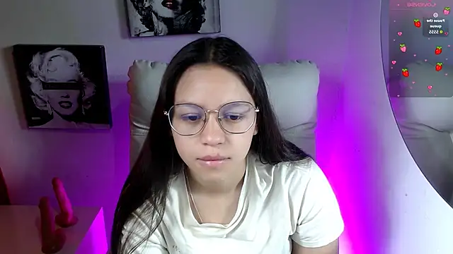 SamanthaRoldaan online show from 11.15.25