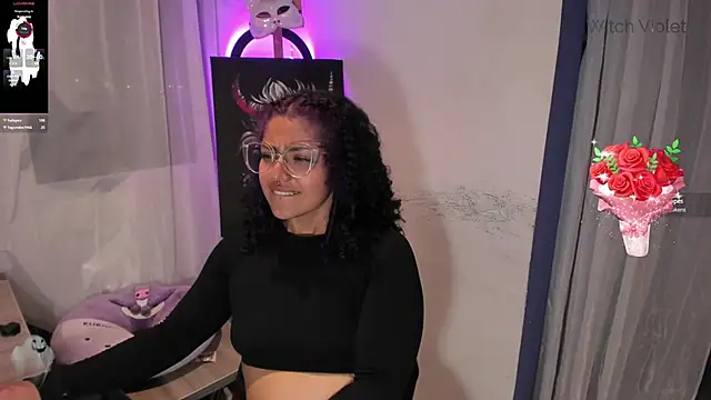 Snapshot of witchviolet chatting on 02.14.25 witchviolet online show from 02.14.25