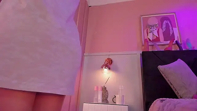 chloe watson  online show from 11.29.25