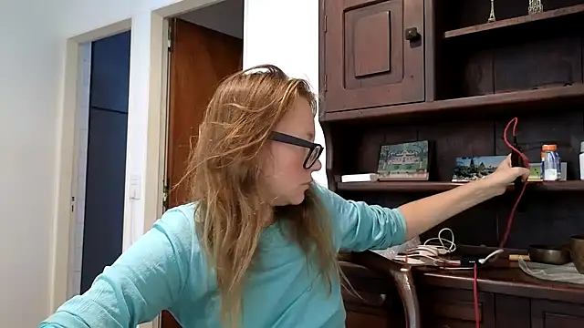 Snapshot of Jony_Marta chatting on 02.23.25 Jony Marta online show from 02.23.25