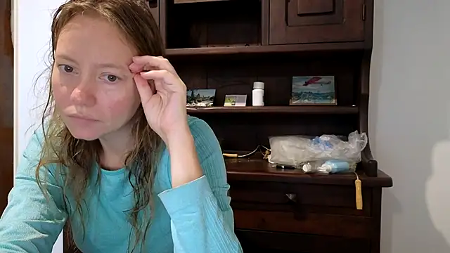 Snapshot of Jony_Marta chatting on 02.24.25 Jony Marta online show from 02.24.25