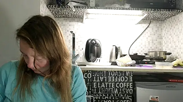 Snapshot of Jony_Marta chatting on 03.04.25 Jony Marta online show from 03.04.25