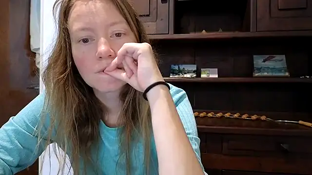 Snapshot of Jony_Marta chatting on 03.08.25 Jony Marta online show from 03.08.25