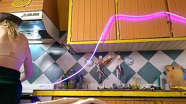 Snapshot of Jony_Marta chatting on 11.12.25 Jony Marta online show from 11.12.25