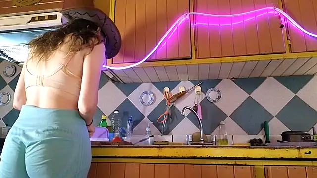 Snapshot of Jony_Marta chatting on 11.14.25 Jony Marta online show from 11.14.25