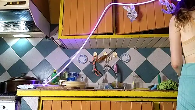 Snapshot of Jony_Marta chatting on 11.19.25 Jony Marta online show from 11.19.25