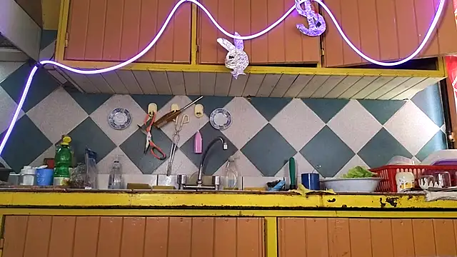 Snapshot of Jony_Marta chatting on 11.20.25 Jony Marta online show from 11.20.25