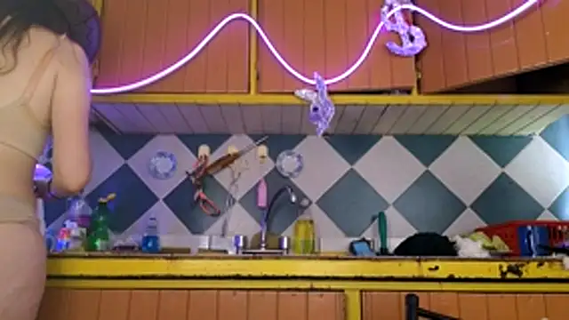 Snapshot of Jony_Marta chatting on 11.30.25 Jony Marta online show from 11.30.25