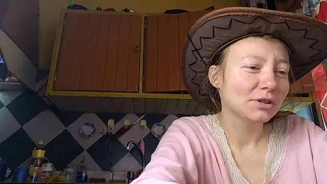 Snapshot of Jony_Marta chatting on 12.14.25 Jony Marta online show from 12.14.25