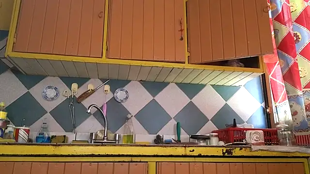 Snapshot of Jony_Marta chatting on 12.15.25 Jony Marta online show from 12.15.25