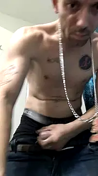 Snapshot of Dakota665 chatting on 09.29.25 Dakota665 online show from 09.29.25