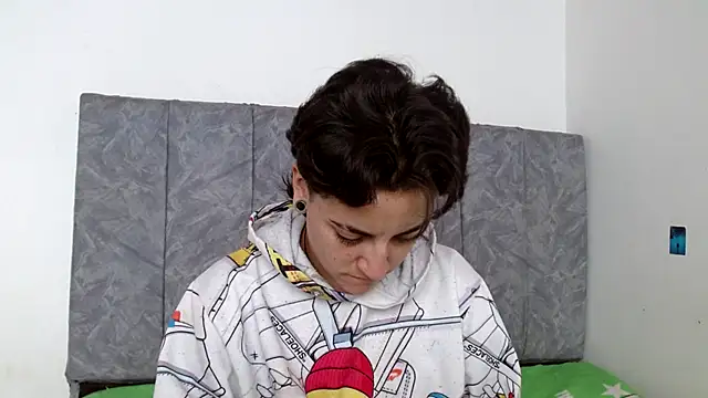 linda 33 online show from 11.06.25