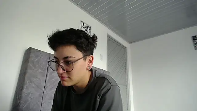 linda 33 online show from 04.09.26