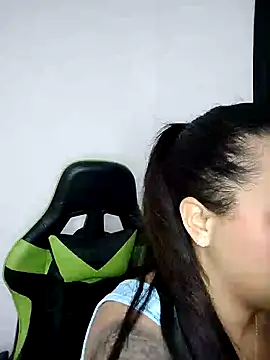 leila 22 online show from 01.24.25